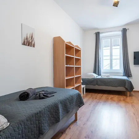 Revliving Premium Apartments Rosenburg Horn Exterior photo