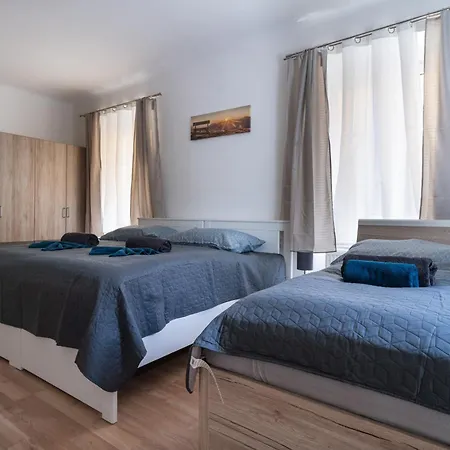 Revliving Premium Apartments Rosenburg Horn Exterior photo