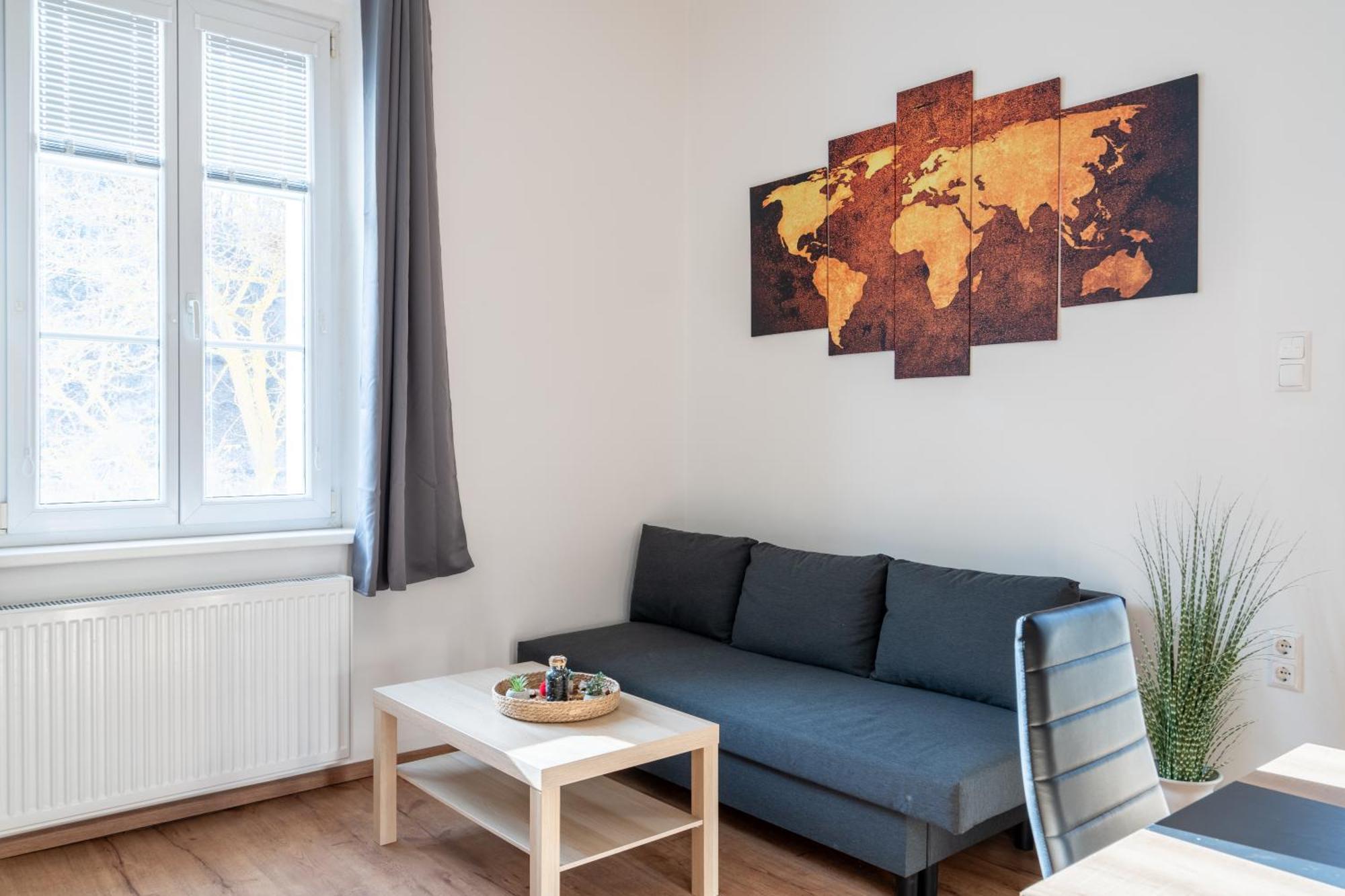 Apartment Revliving Premium Horn