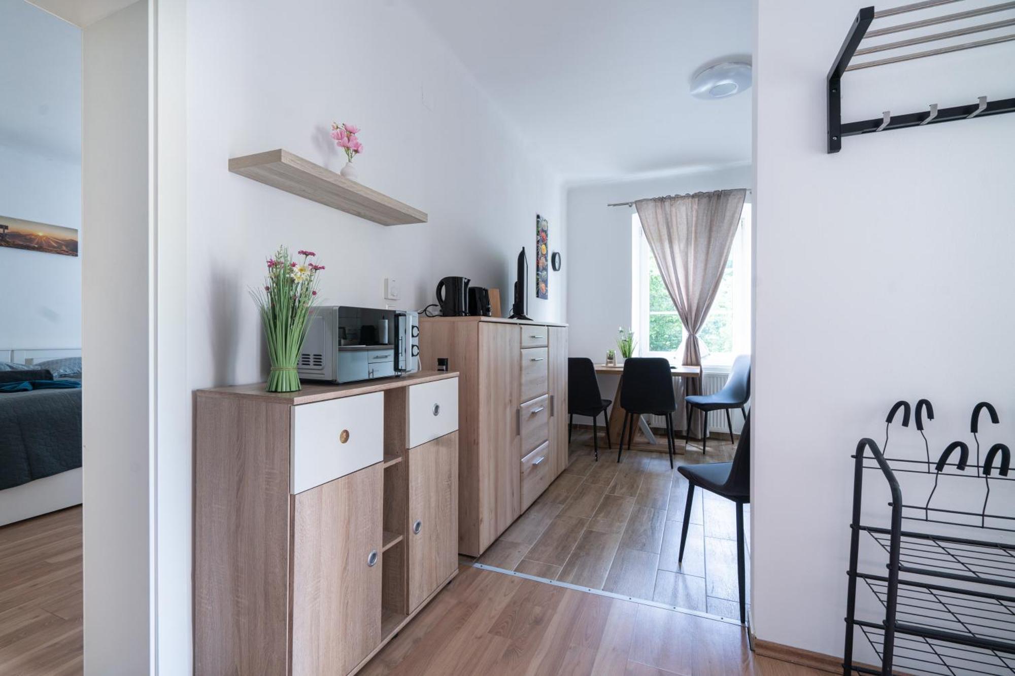 Apartment Revliving Premium Horn *
